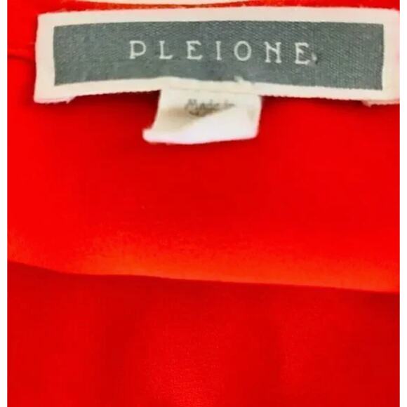 Pleione Red Blouse Chiffon V Neck Cap Sleeve Minimalist Workwear Size XS - Picture 5 of 6
